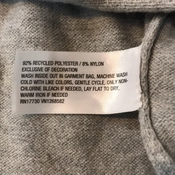 🆕Wild Fable Rosette Embroidered Button Down Gray Cardigan Various Sizes | NWT - Picture 8 of 8